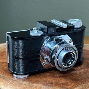 Argus A2B Art Deco 35mm Film Camera - Working